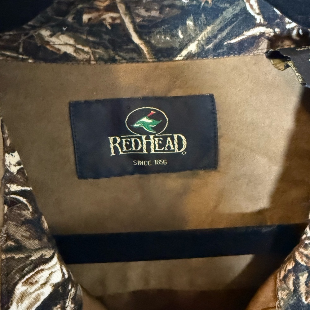 Red Head long sleeve button down with Camo accents • Men’s 2XLT - Picture 4 of 6